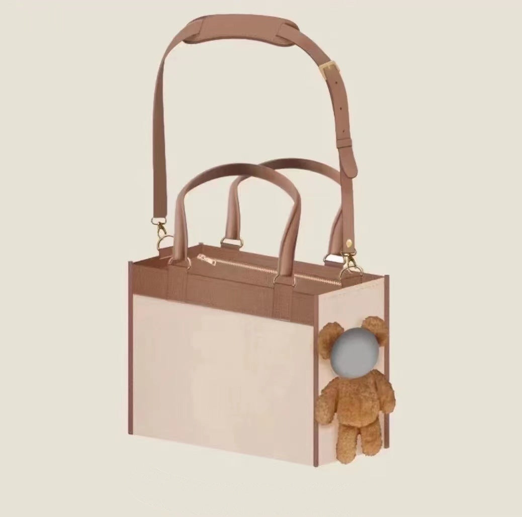 猫バッグ　ふわふわ猫バッグ　小型犬用　ショルダーバッグ　ハンドバッグ　ペットバッグ　外出用　ペット用　頭を出せるタイプ　快適　通気性良い　大容量　斜め掛け可能　かわいい　ブラウン　CWB-N020